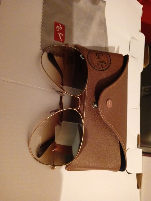 Ray-Ban Aviator, gafas doradas