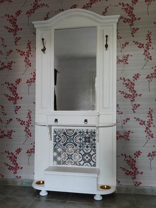 Mueble Recibidor blanco con espejo