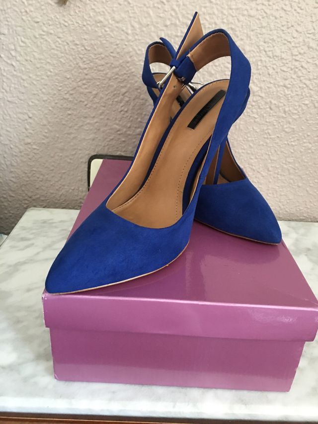 Zapatos salón tacón azul