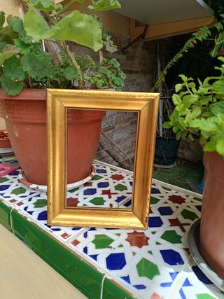 Marco dorado antiguo