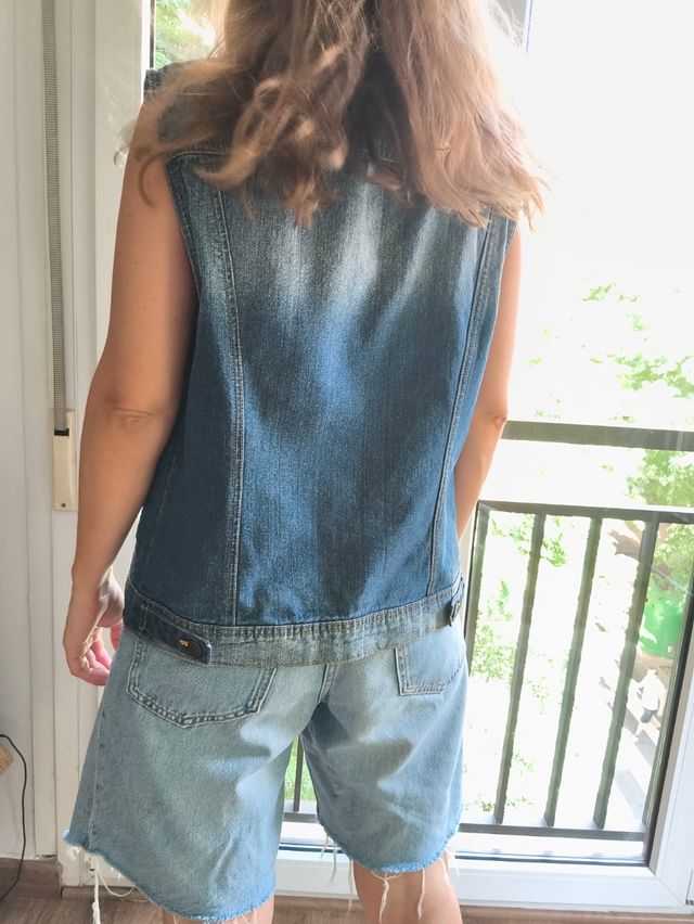 Chaleco vaquero Bershka talla S