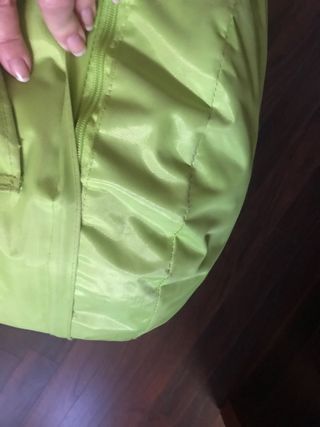Puff verde de tela