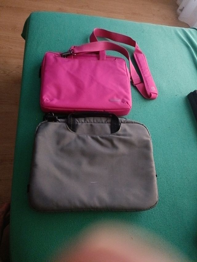 2 Bolsos PC/Tablet: Rosa y Gris