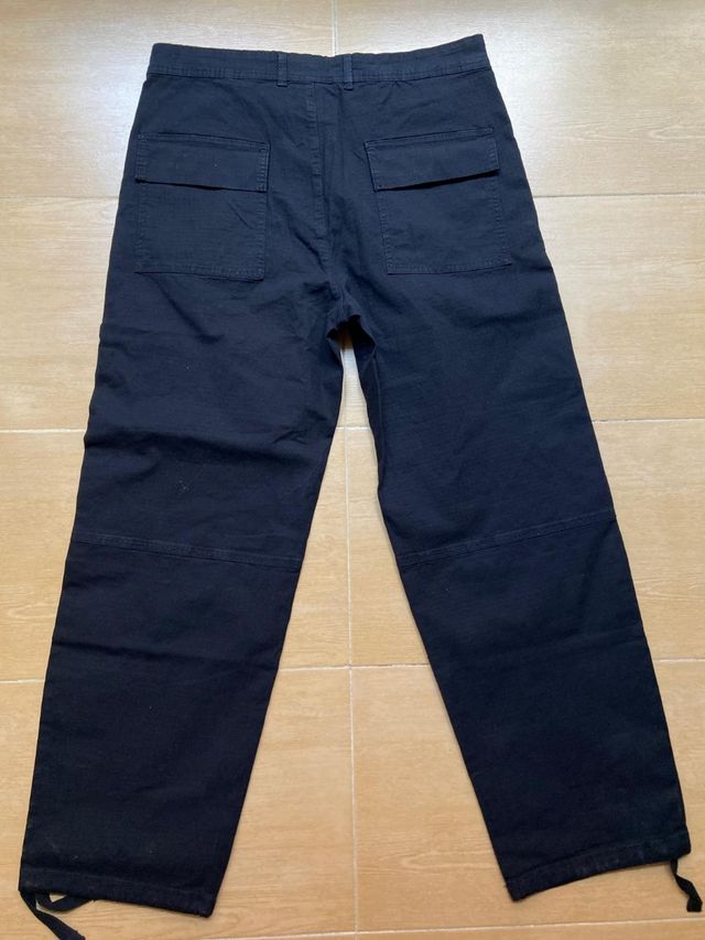 Pantalón negro ripstop