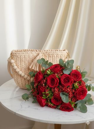 Bolso beige tejido a mano