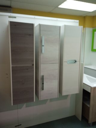 C004 - Columna de baño 35x26x120 cm