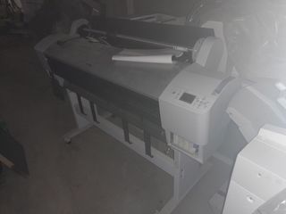 Plotter y cortadora.