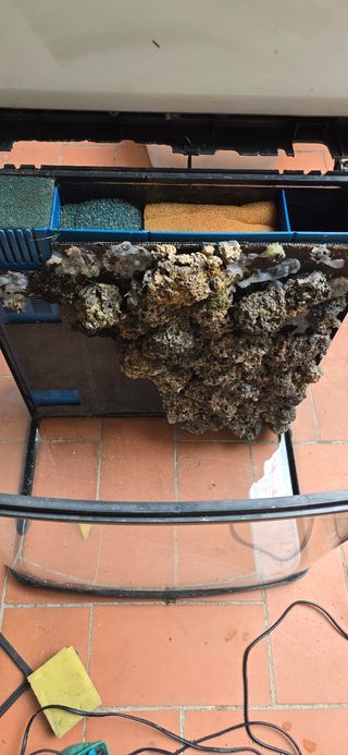 Acuario resun 90 litros