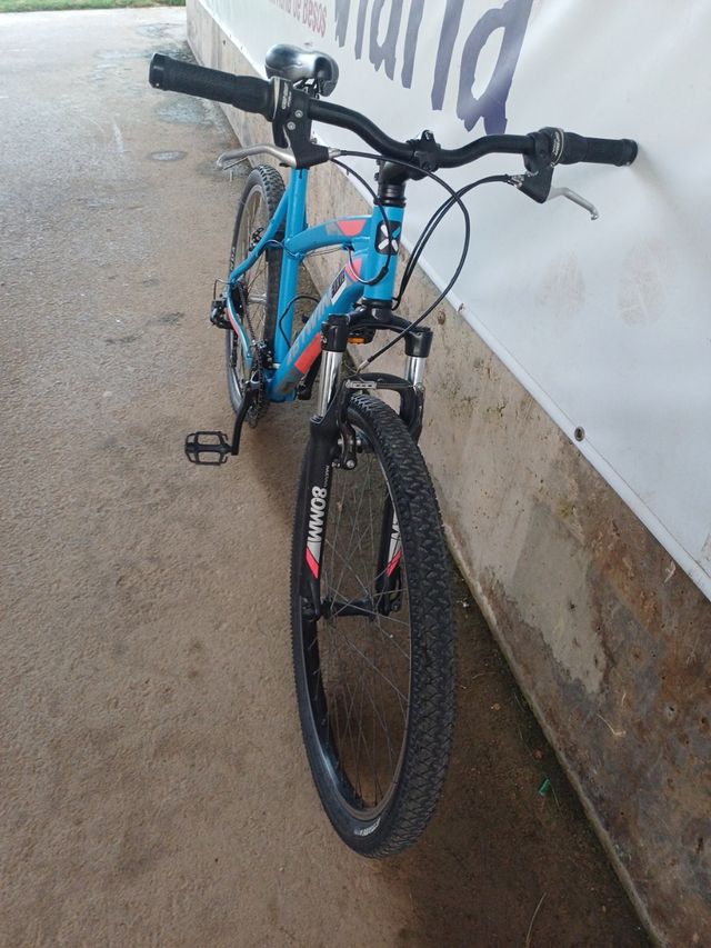 Hola vendo Bicicleta BTWIN Rockrider 340