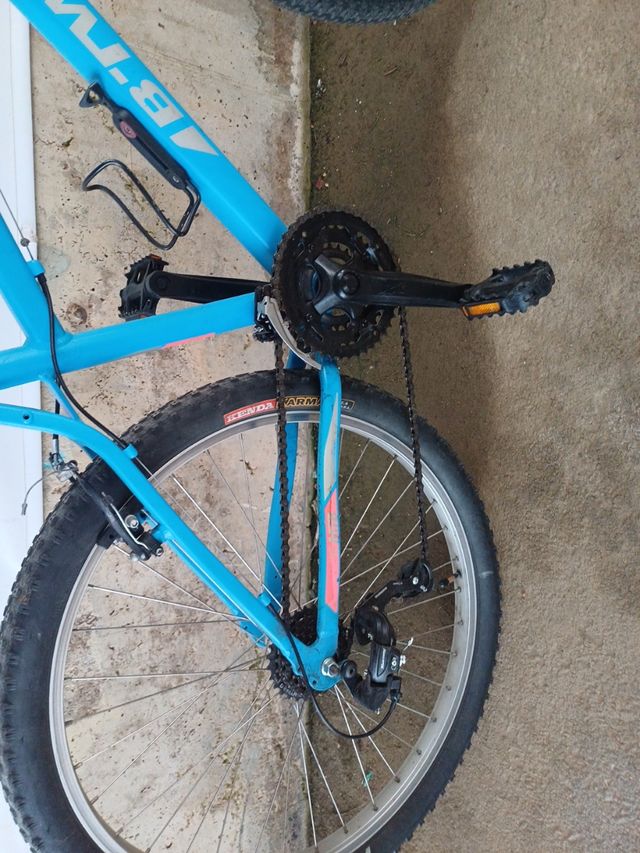 Hola vendo Bicicleta BTWIN Rockrider 340