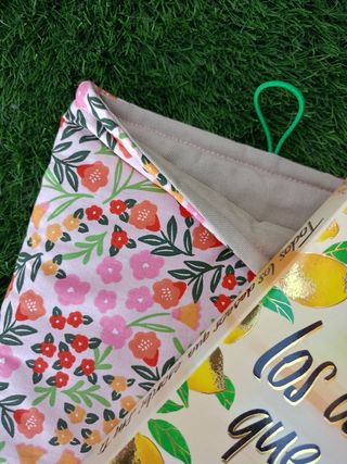 Funda protectora libros - Flores