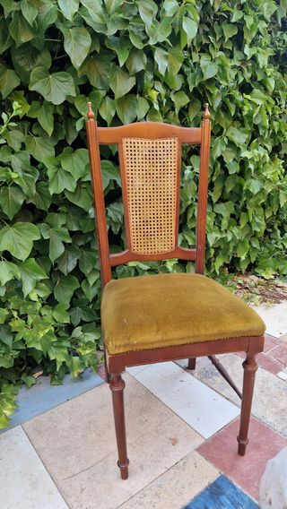 Silla vintage madera y mimbre
