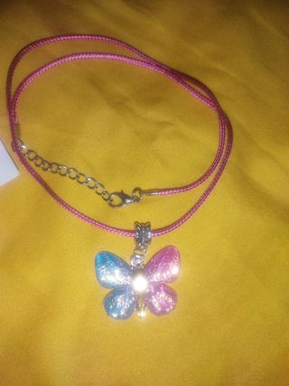 2° ud 50%Collar y pendientes mariposa multicolor