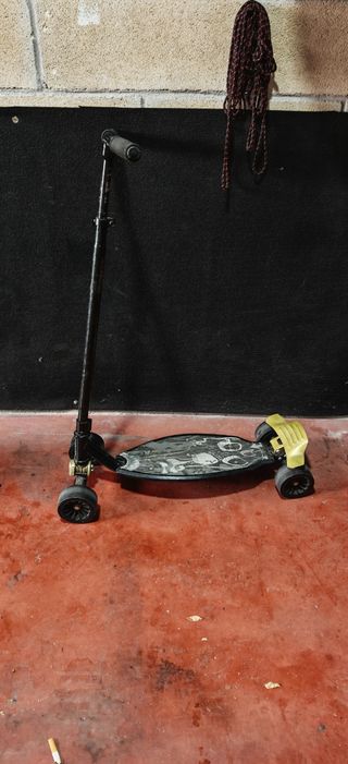Patinete 4 ruedas niño