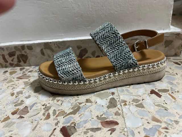 Sandalias plataforma azul beige