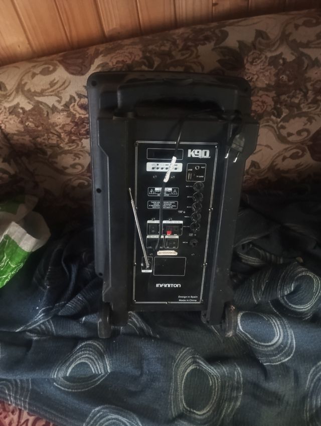Altavoz Infiniton K90 portátil