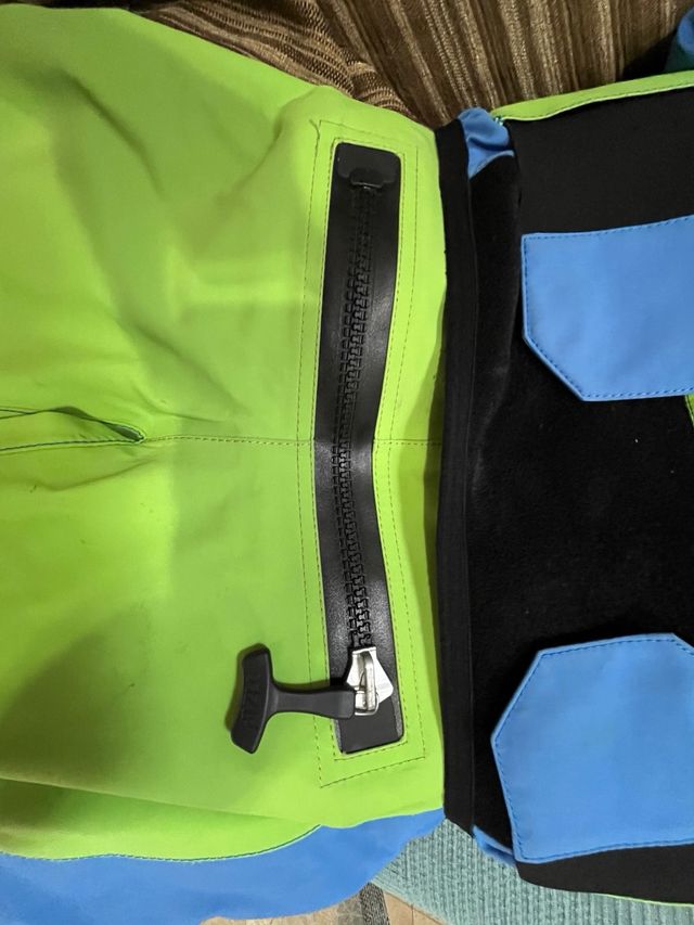 Traje seco Sandiline