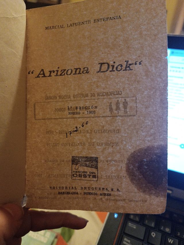 Lote de 4 novelas Estefanía