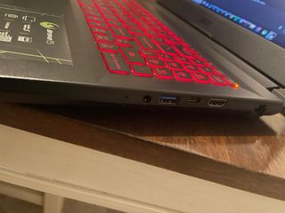 MSI Bravo 15 | Ryzen 5 | 16GB RAM |
SSD 456GB