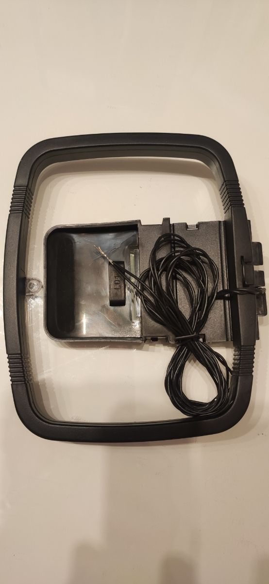 Antena AM/FM Universal - Nueva