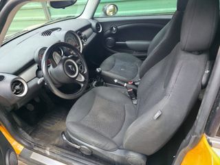 MINI Cooper  2007