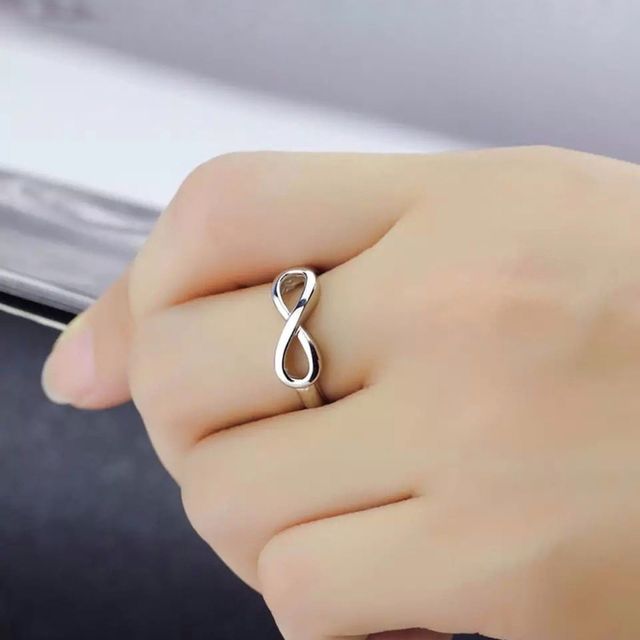 Anillo Infinito Plata 925