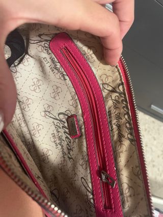 Bolso Guess rosa