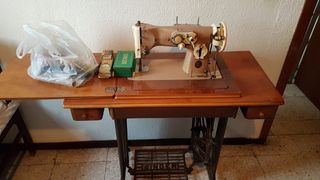 Máquina coser Singer Antigua
Precio negociable