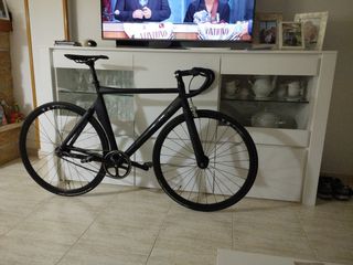 Bicicleta Pista Marca  Felt...
 