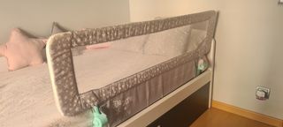 Barrera cama niño - seguridad infantil