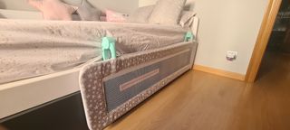 Barrera cama niño - seguridad infantil
