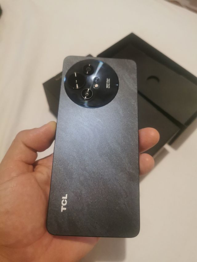 TCL 50 Pro Nxtpaper 5G