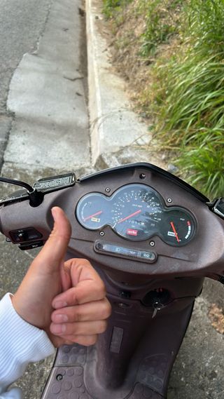 Aprilia Sonic 50cc: Moto scooter