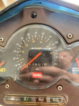 Aprilia Sonic 50cc: Moto scooter