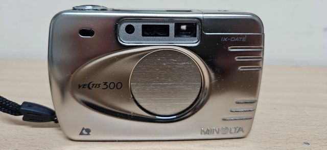 Minolta Vectis 300 - Fotocamera compatta argento