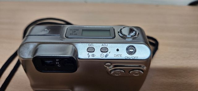 Minolta Vectis 300 - Fotocamera compatta argento