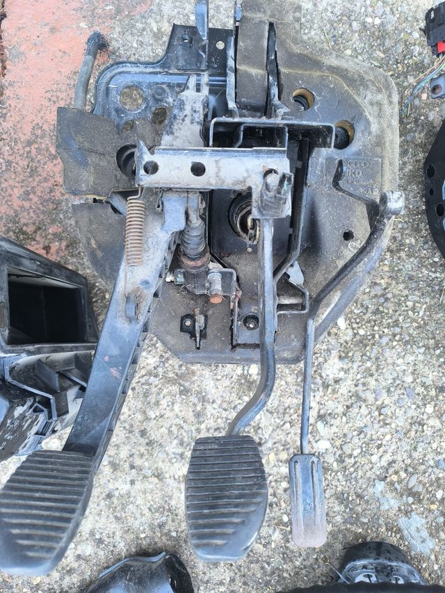 VW Transporter T4- Recambios 2.4