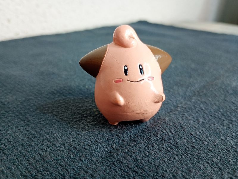 Imagen de Cleffa Pokémon TOMY Monster Collection