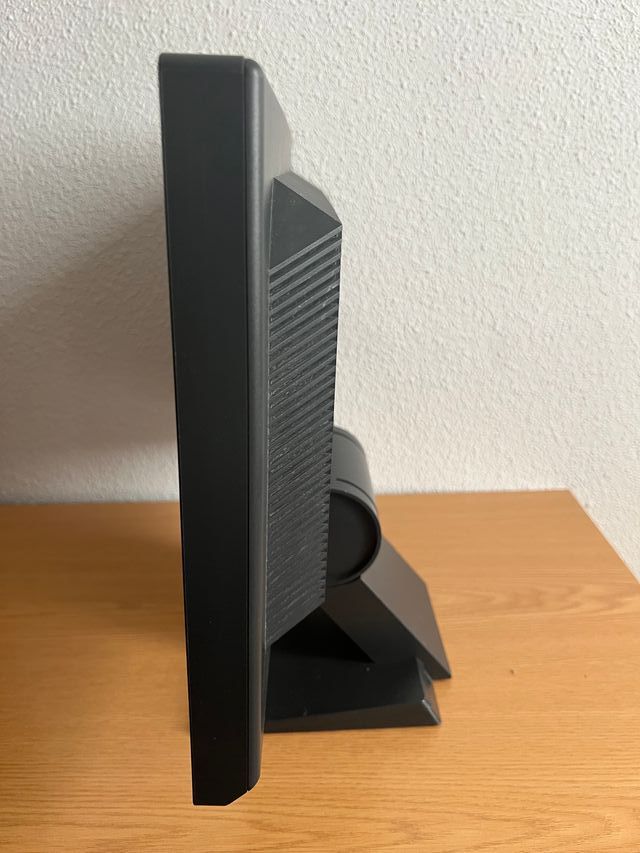 Monitor Lenovo 19 pulgadas - Modelo L197wd