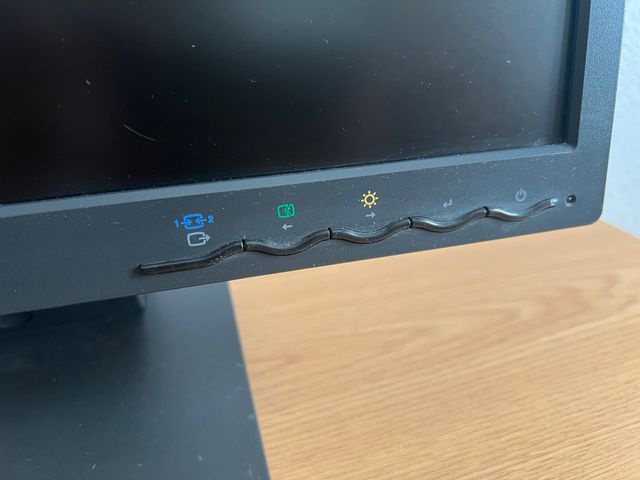 Monitor Lenovo 19 pulgadas - Modelo L197wd