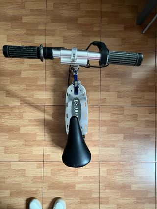 Patinete eléctrico infantil
