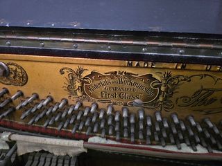 Piano antiguo Tonk (New York) 1910