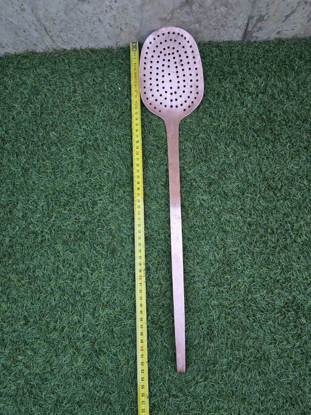 Cuchara espumadera cobre antigua