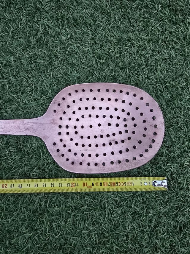 Cuchara espumadera cobre antigua