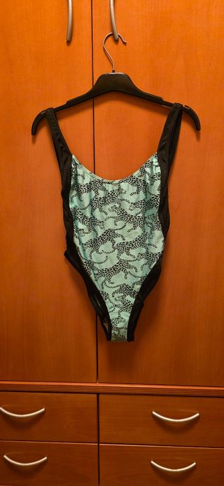 Seis prendas deportivas 