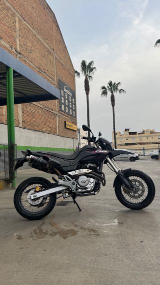 Honda FMX 650 (20.200km) - Moto