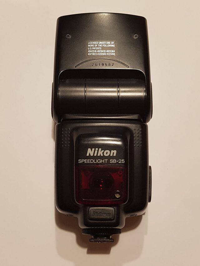 Custodia subacquea Fotoleone SG + flash nikon sb25