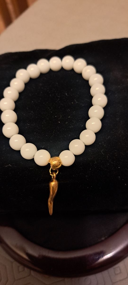 Bracciale Agata Bianca con Ciondolo