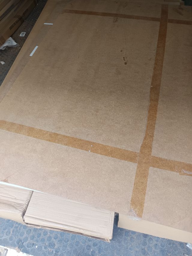 Canapés completos de madera blanco