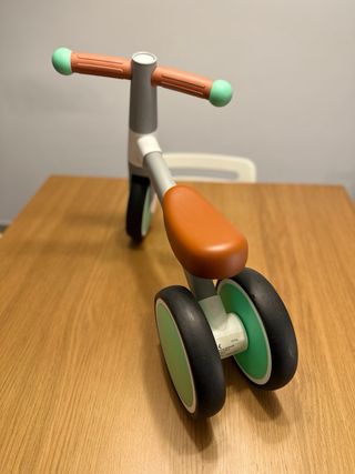 Bicicleta sin pedales bebé - Triciclo